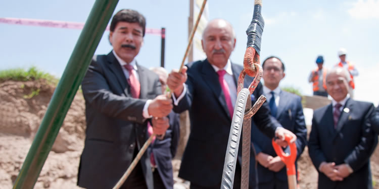 RED DE SALUD SAN PABLO COLOCA LA PRIMERA PIEDRA DE SU NUEVA CLÍNICA EN AREQUIPA